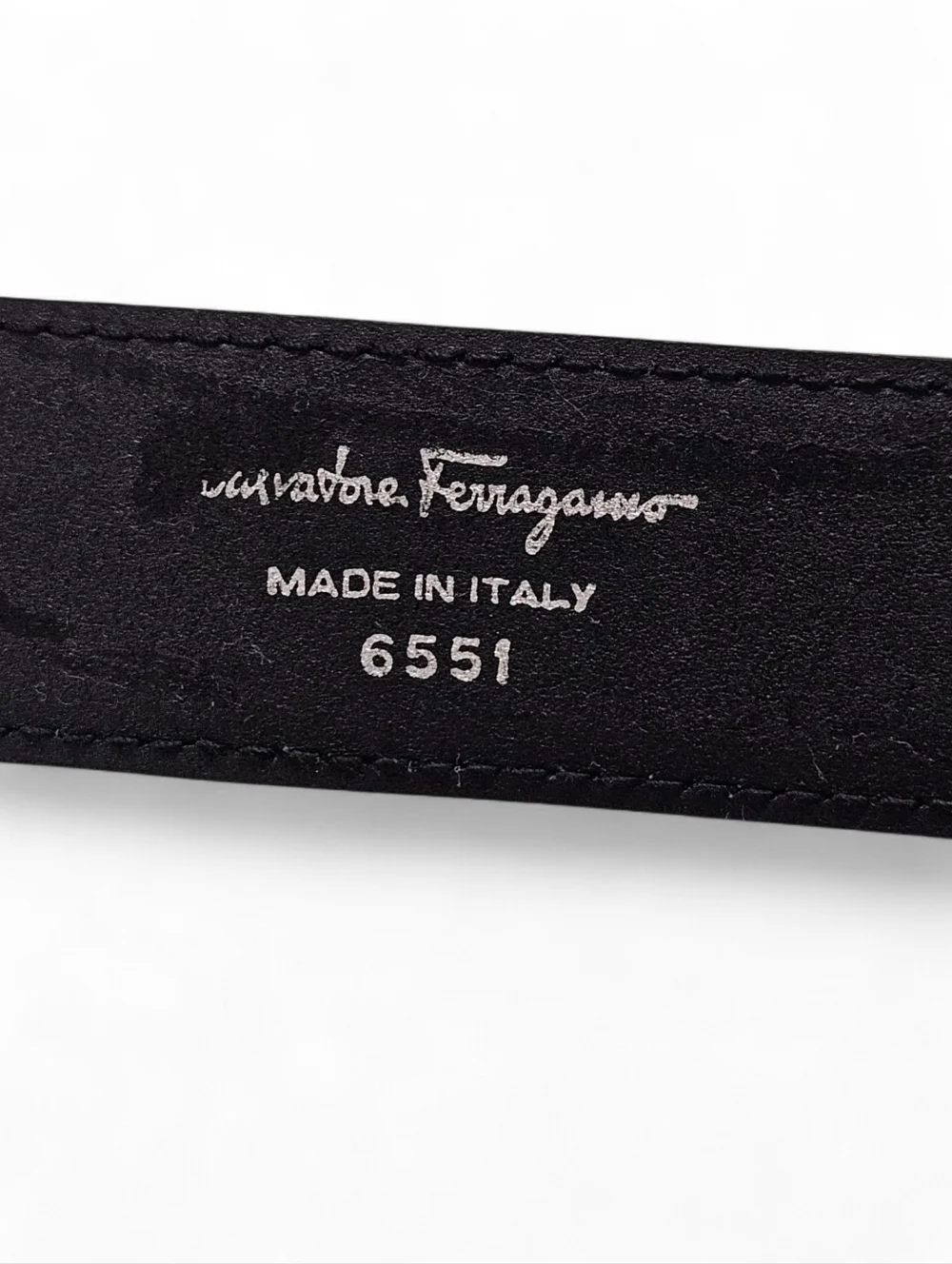 Salvatore Ferragamo Vera Leather Belt In Black Leather With Silver Buckle Sz 75